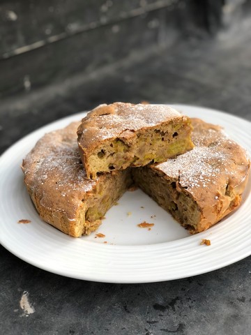 Cinnamon Rhubarb Pie / Rhubarb Cake